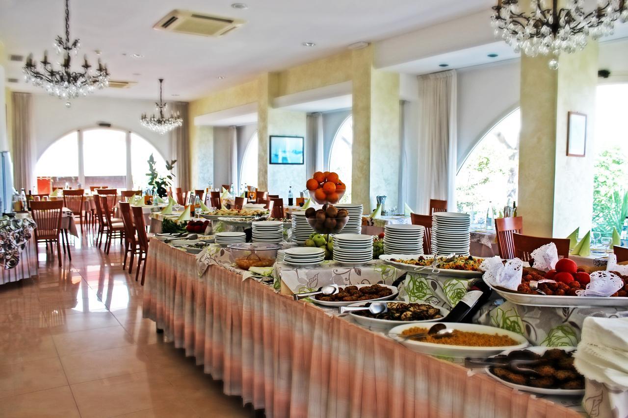 Hotel Europa Misano Adriatico Extérieur photo